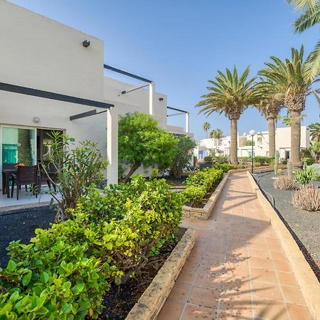 Homeforguest Moderno Apartamento Con Piscina En 코라레호 외부 사진