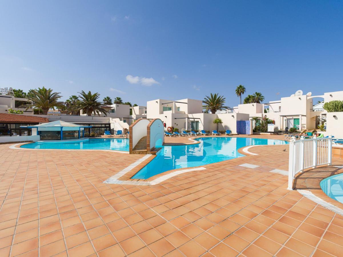 Homeforguest Moderno Apartamento Con Piscina En 코라레호 외부 사진