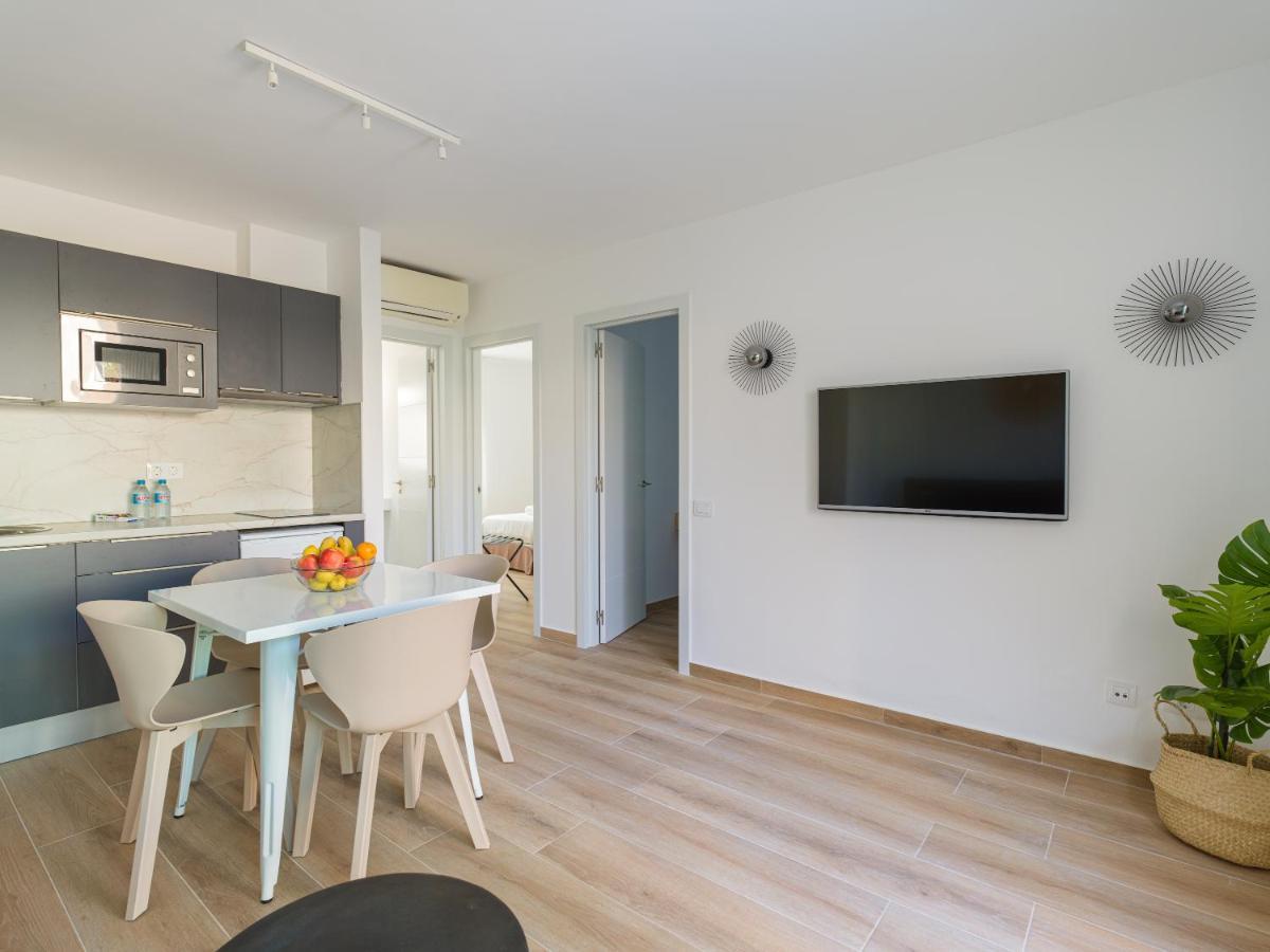 Homeforguest Moderno Apartamento Con Piscina En 코라레호 외부 사진