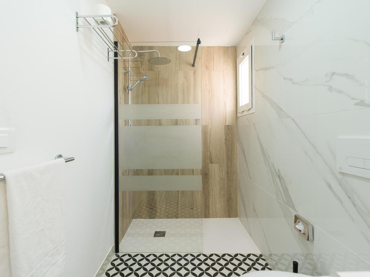 Homeforguest Moderno Apartamento Con Piscina En 코라레호 외부 사진