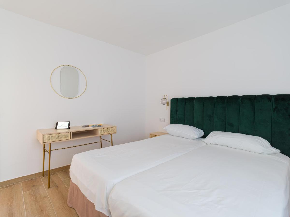 Homeforguest Moderno Apartamento Con Piscina En 코라레호 외부 사진