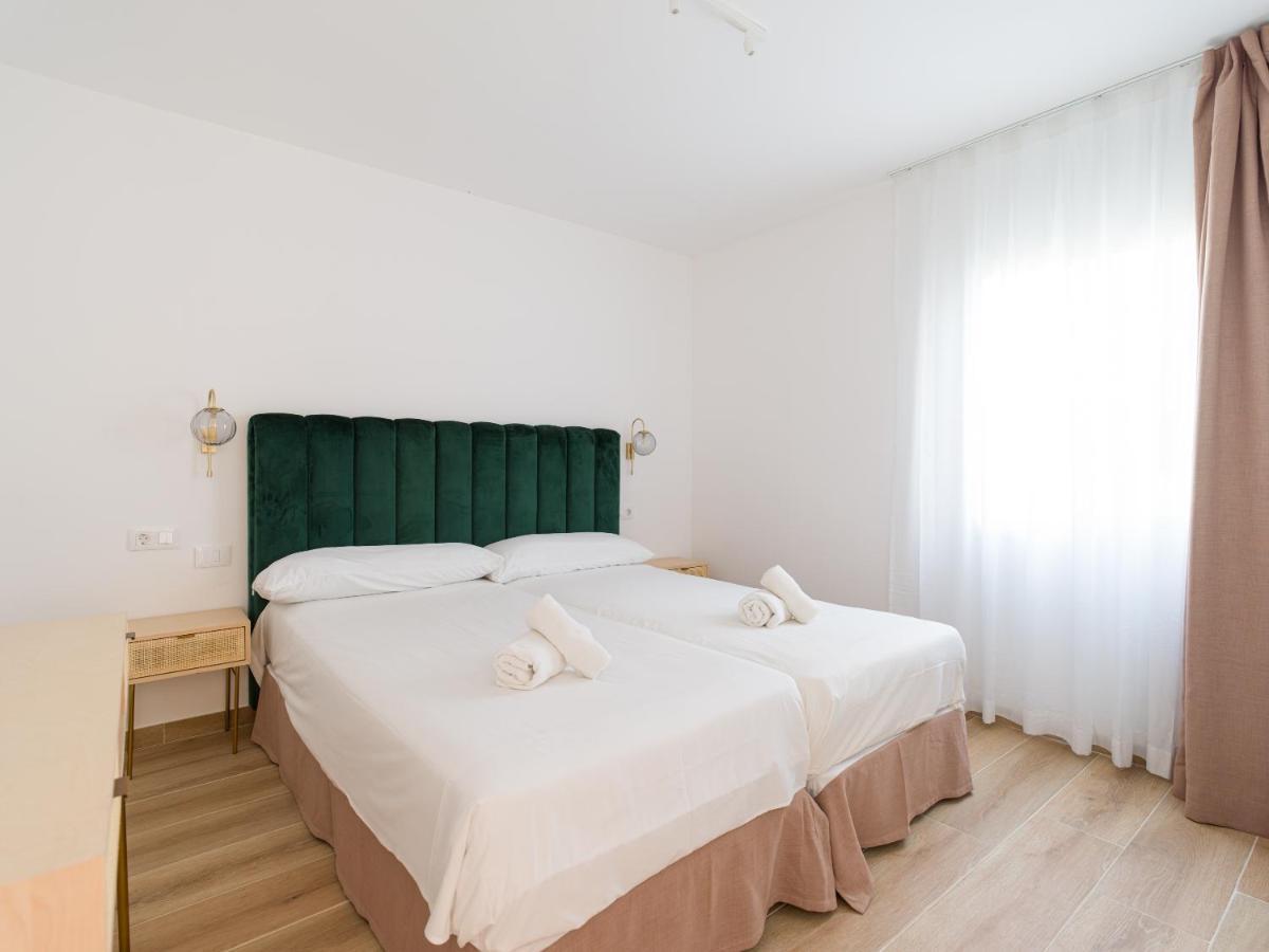 Homeforguest Moderno Apartamento Con Piscina En 코라레호 외부 사진